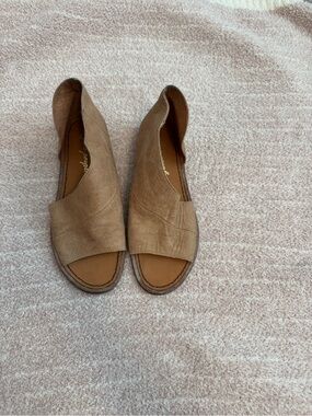 Free People Mont Blanc Asymmetrical Tan Leather Sandals Flat D'Orsay